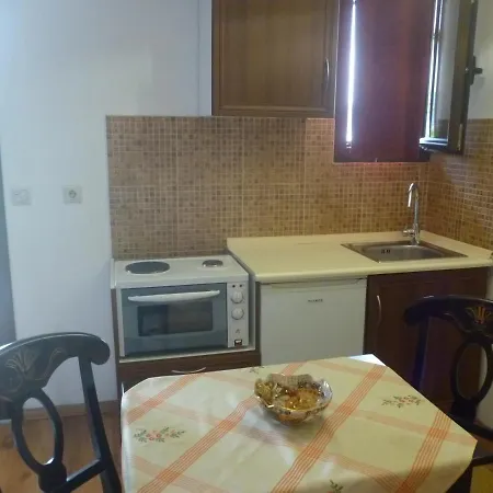 شقة فندقية Archontiko Zachou 3*